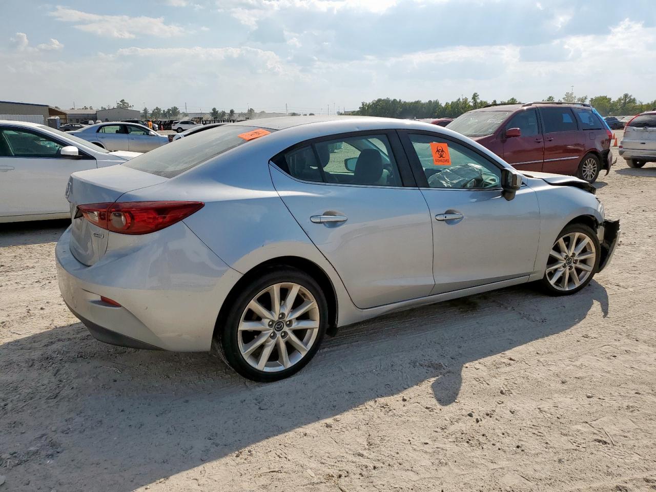 MAZDA 3 TOURING