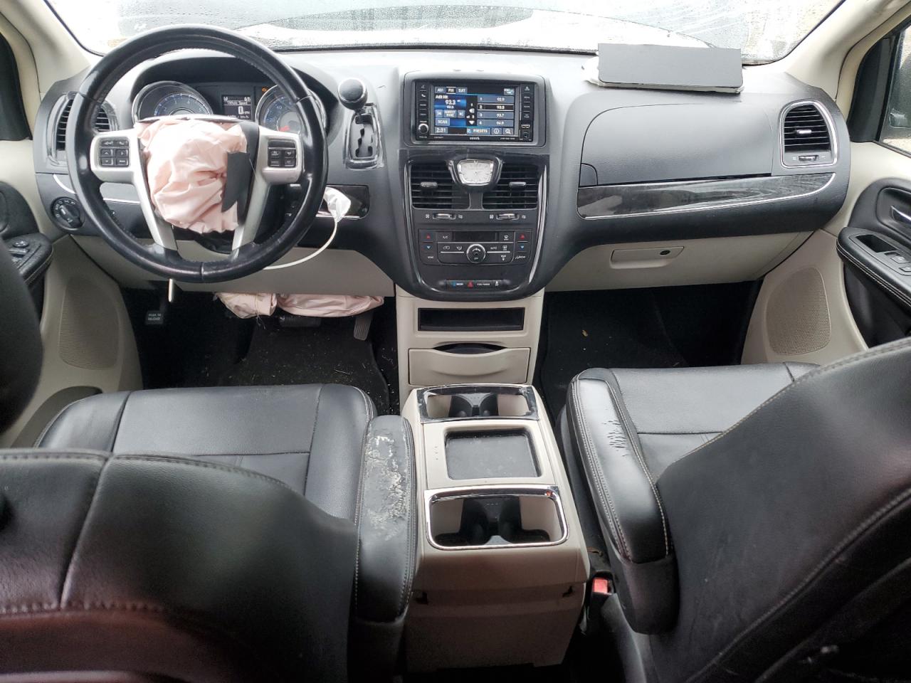 CHRYSLER TOWN & COUNTRY TOURING