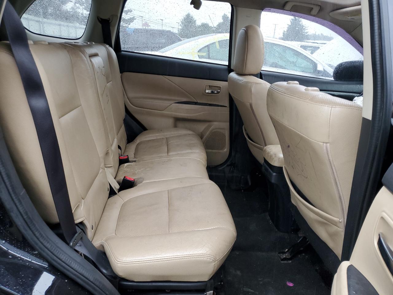 MITSUBISHI OUTLANDER GT