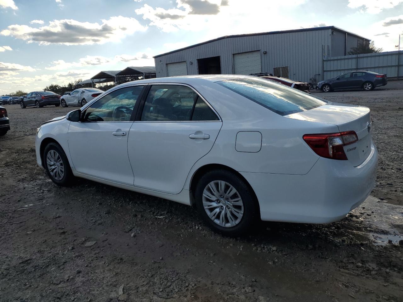TOYOTA CAMRY L