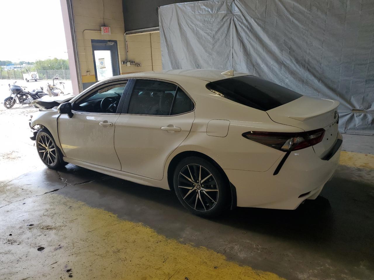 TOYOTA CAMRY SE NIGHT SHADE