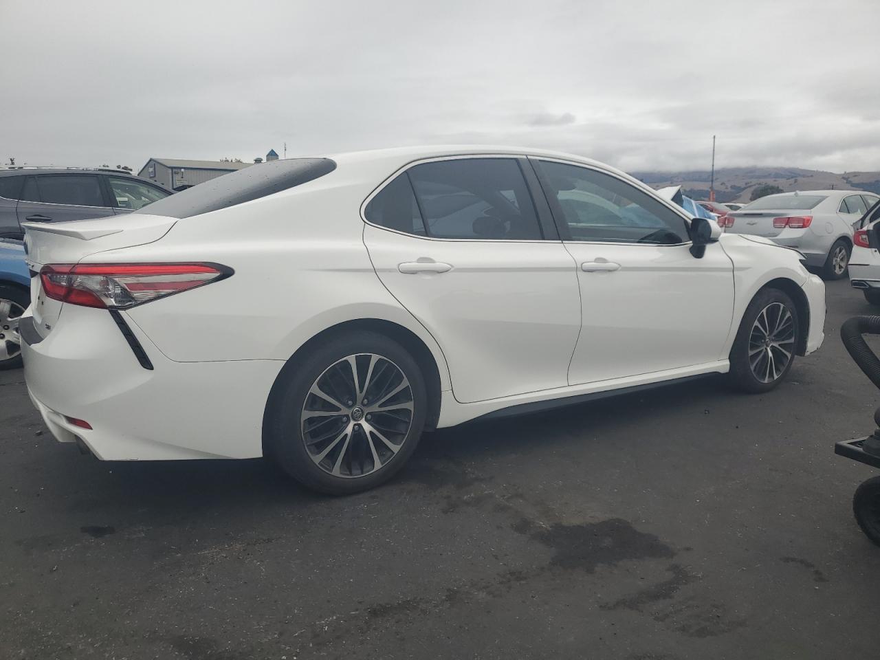 TOYOTA CAMRY L