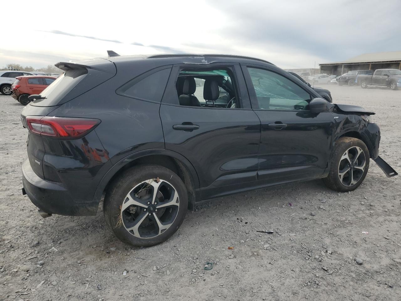 FORD ESCAPE ST LINE SELECT