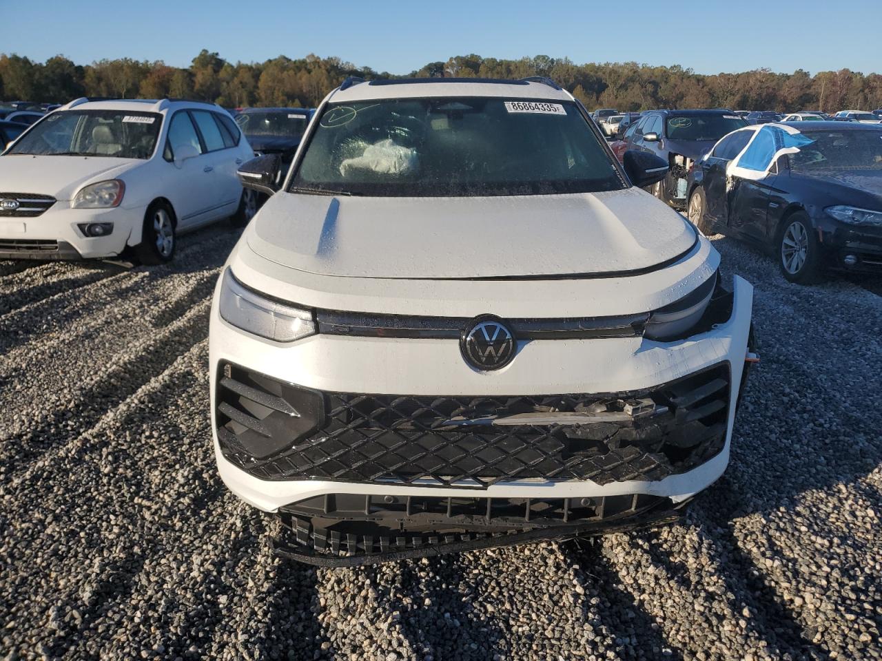 VOLKSWAGEN TIGUAN SE R-LINE BLACK