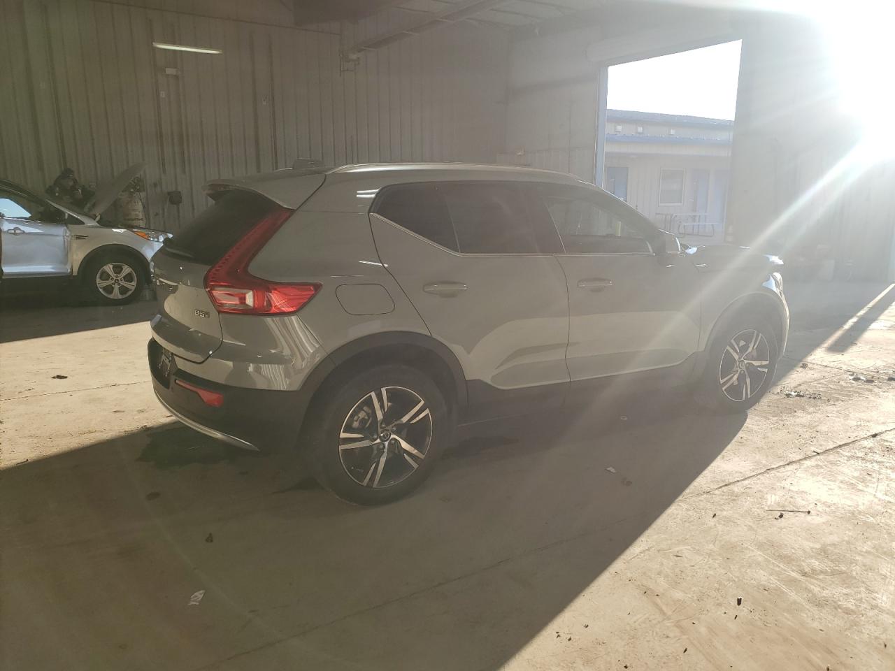 VOLVO XC40 CORE