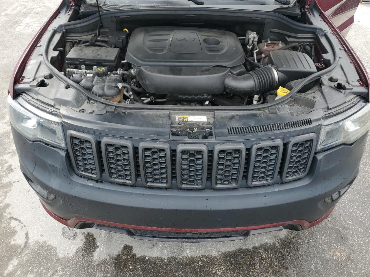 JEEP GRAND CHEROKEE LAREDO