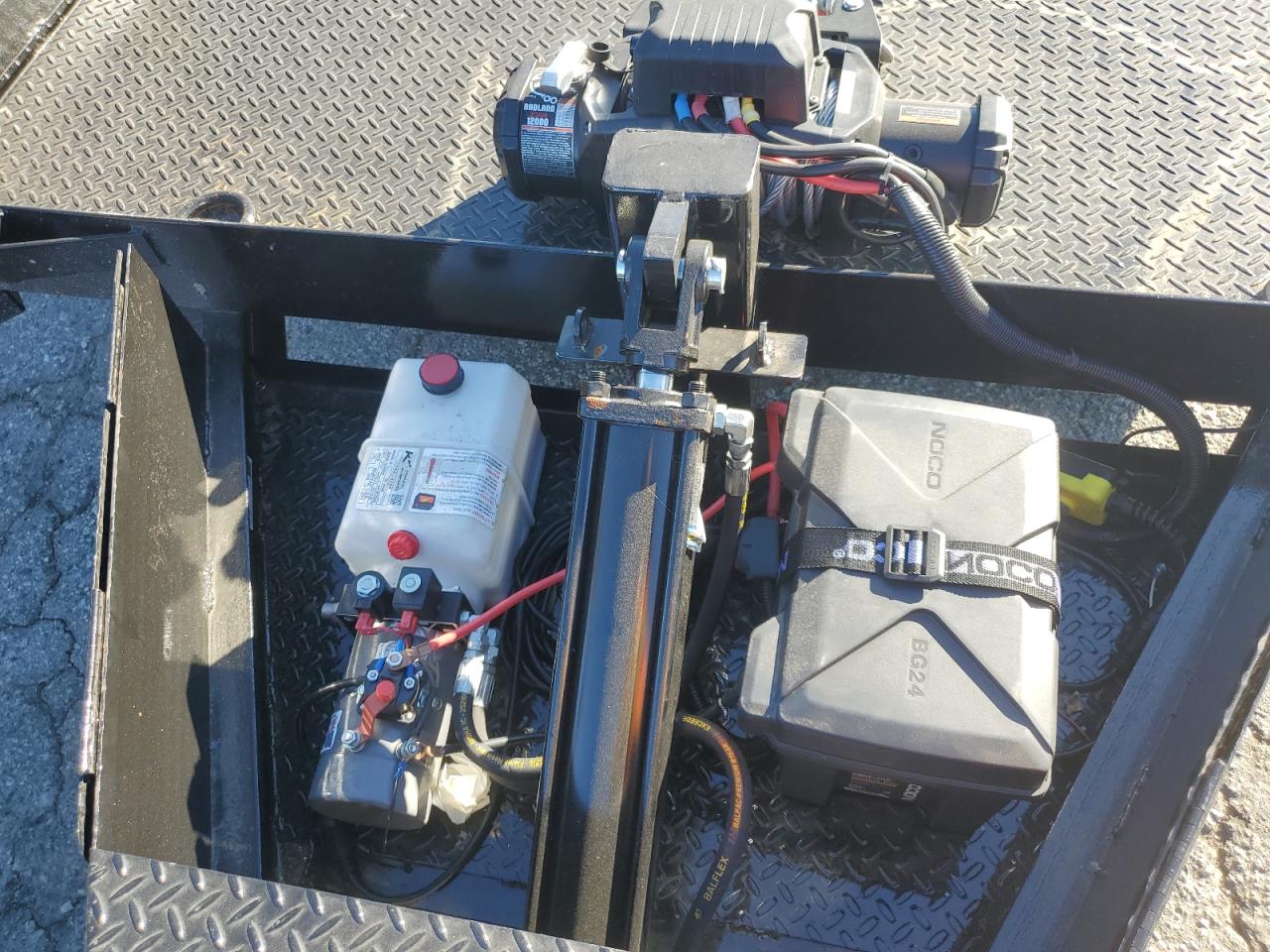 Lot #3277000163 2025 RJWCT UNKNOWN