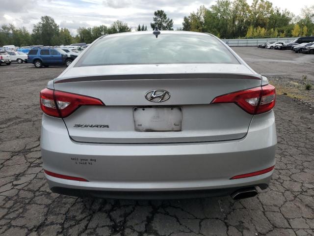 2017 HYUNDAI SONATA SE 5NPE24AF4HH593001