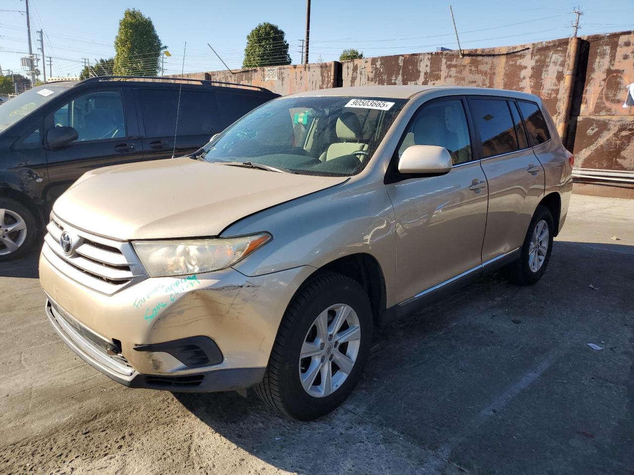 TOYOTA HIGHLANDER BASE