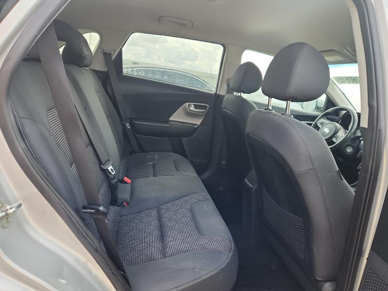 2020 KIA NIRO LX - KNDCB3LC2L5395496