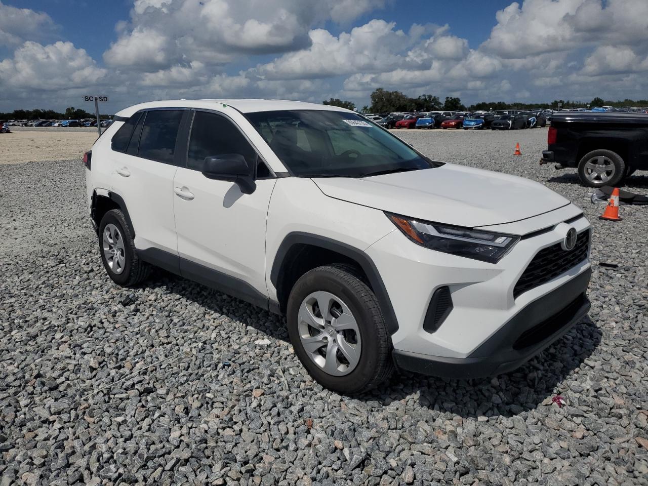 TOYOTA RAV4 LE