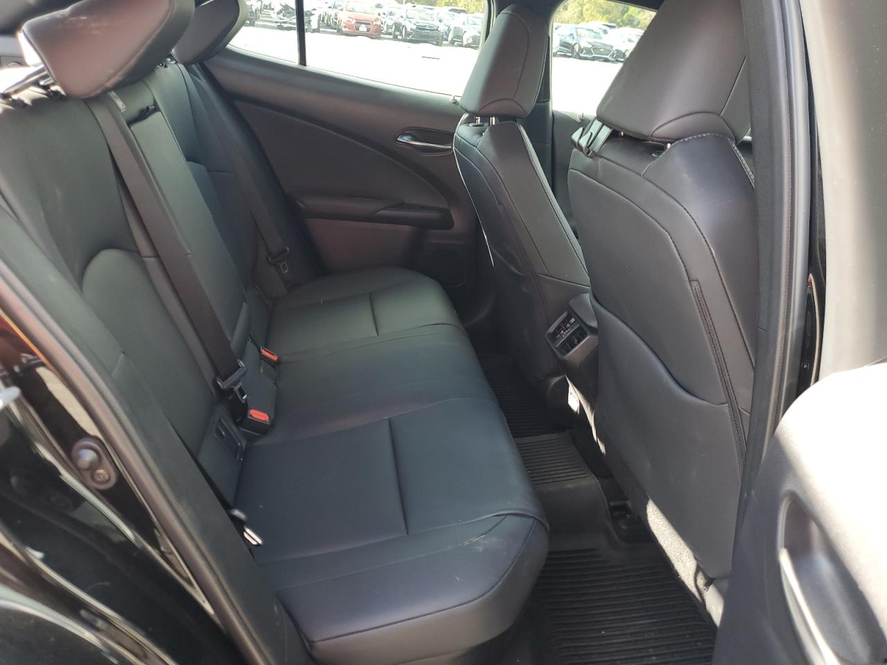 LEXUS UX 250H PREMIUM