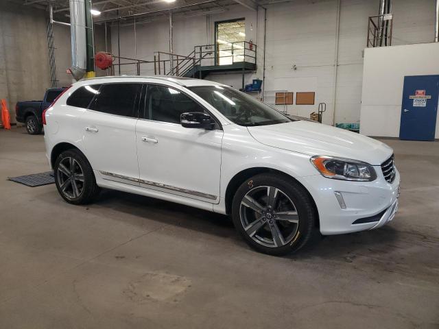 2017 VOLVO XC60 T6 DYNAMIC YV449MRR9H2190958
