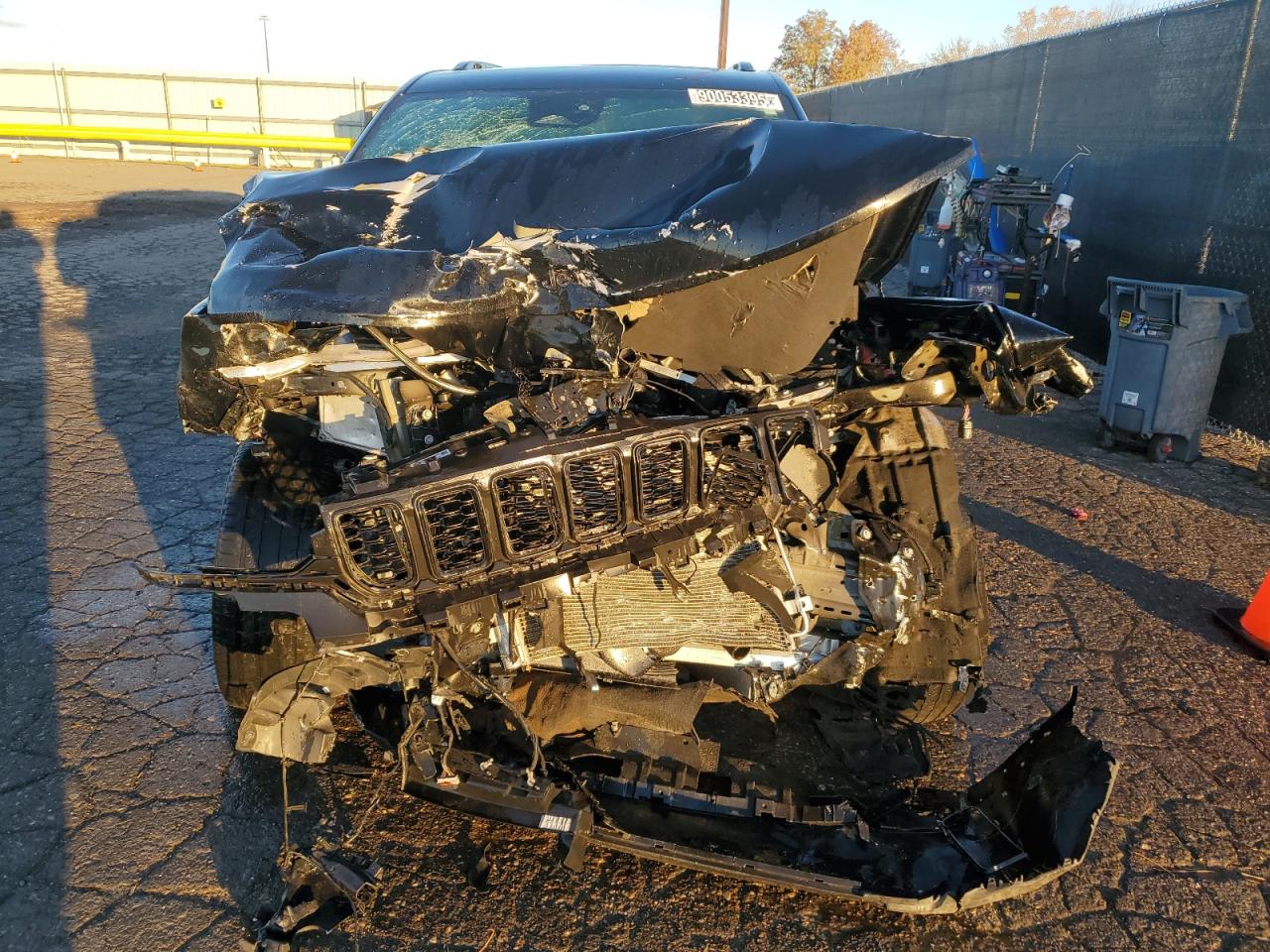 JEEP GRAND CHEROKEE LAREDO