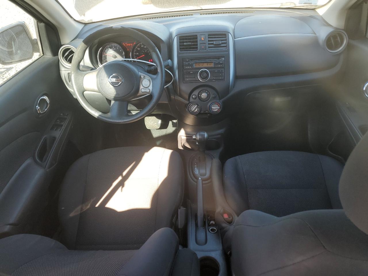 NISSAN VERSA S