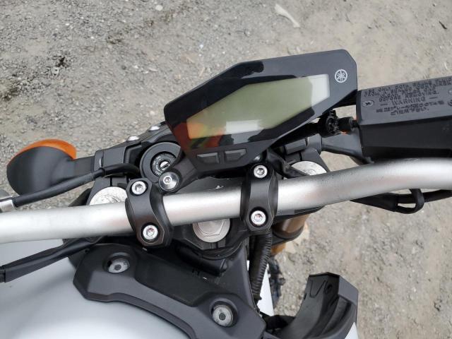 2015 YAMAHA FZ09 - JYARN33E5FA007431