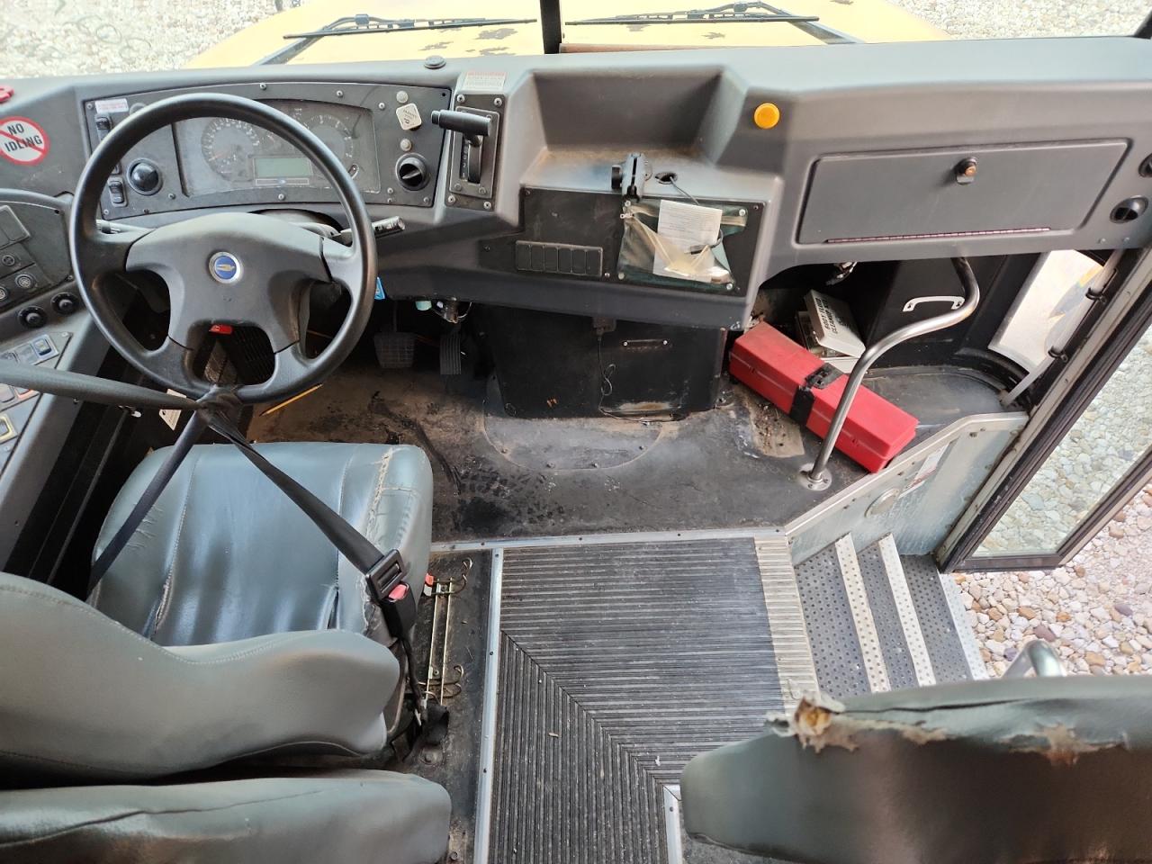 Lot #3305292306 2012 BLUE BIRD SCHOOL BUS