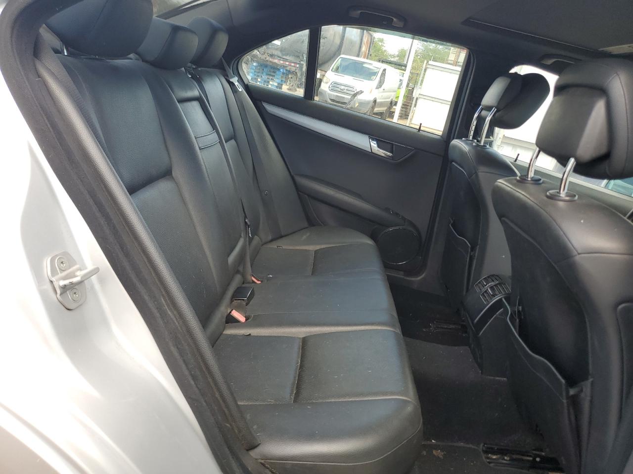 MERCEDES-BENZ C-CLASS 300