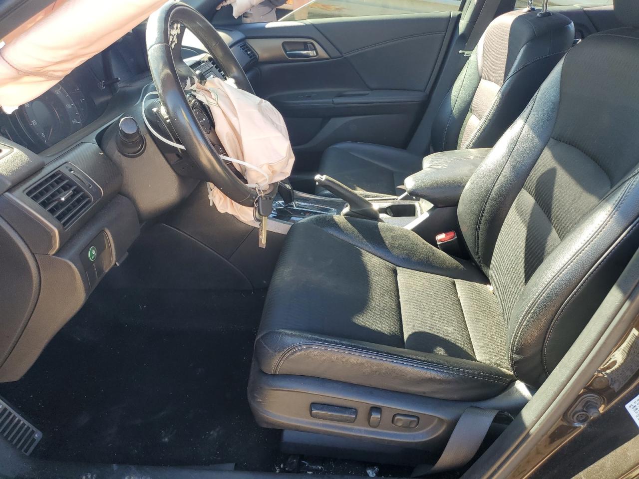 Lot #3309202620 2017 HONDA ACCORD SPO