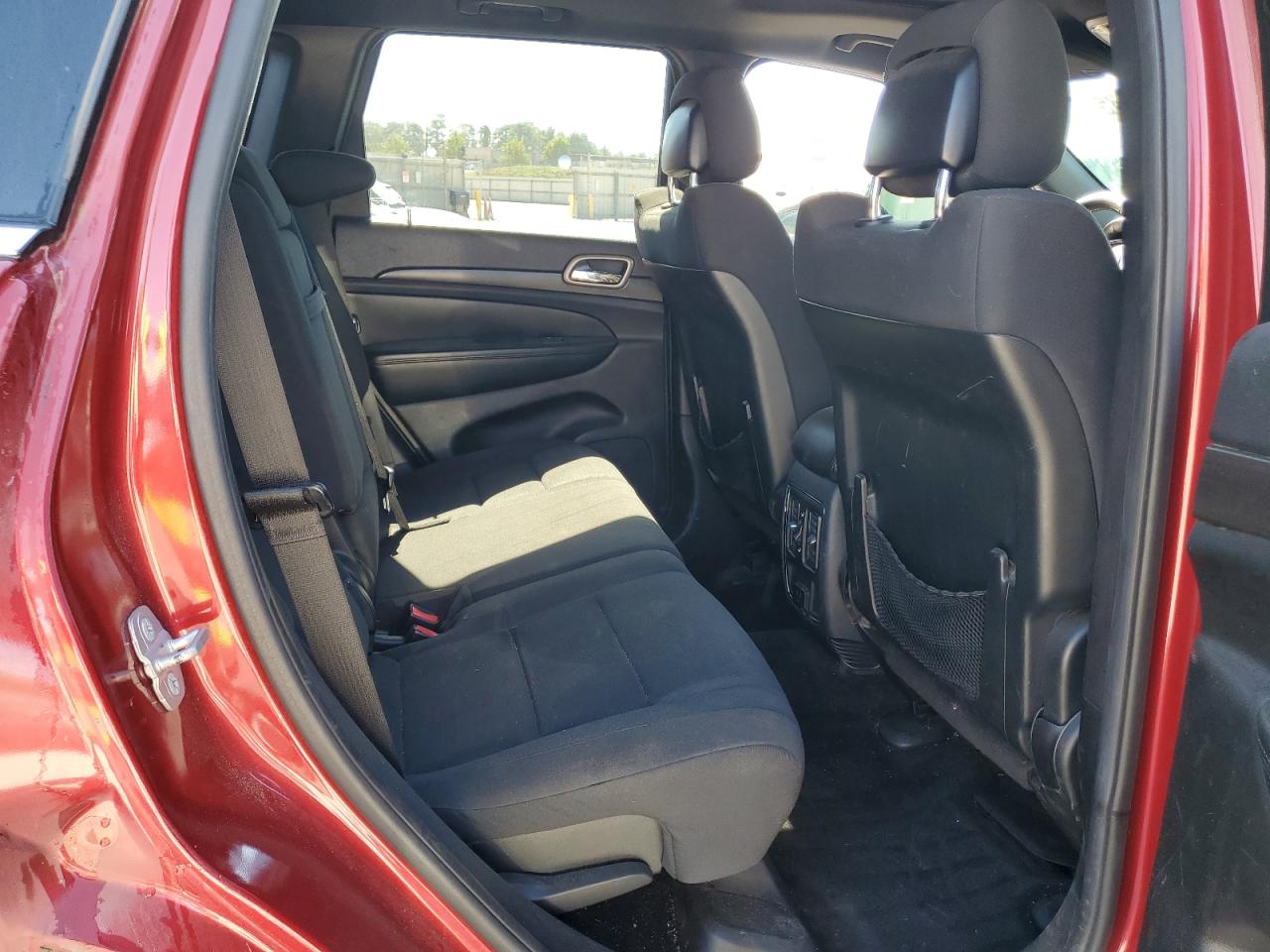 JEEP GRAND CHEROKEE LAREDO