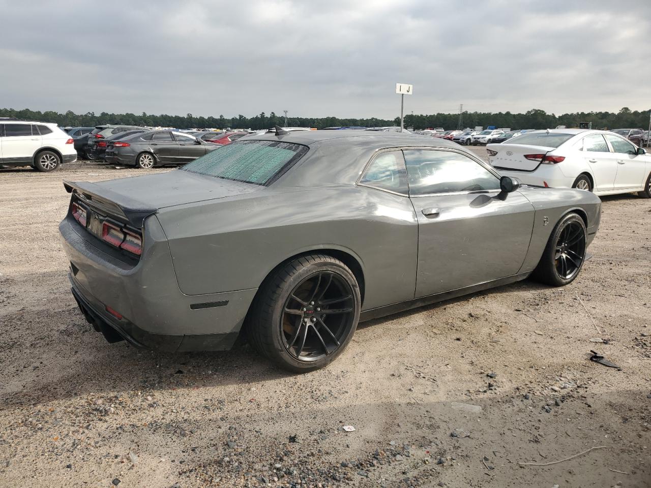 DODGE CHALLENGER SRT HELLCAT