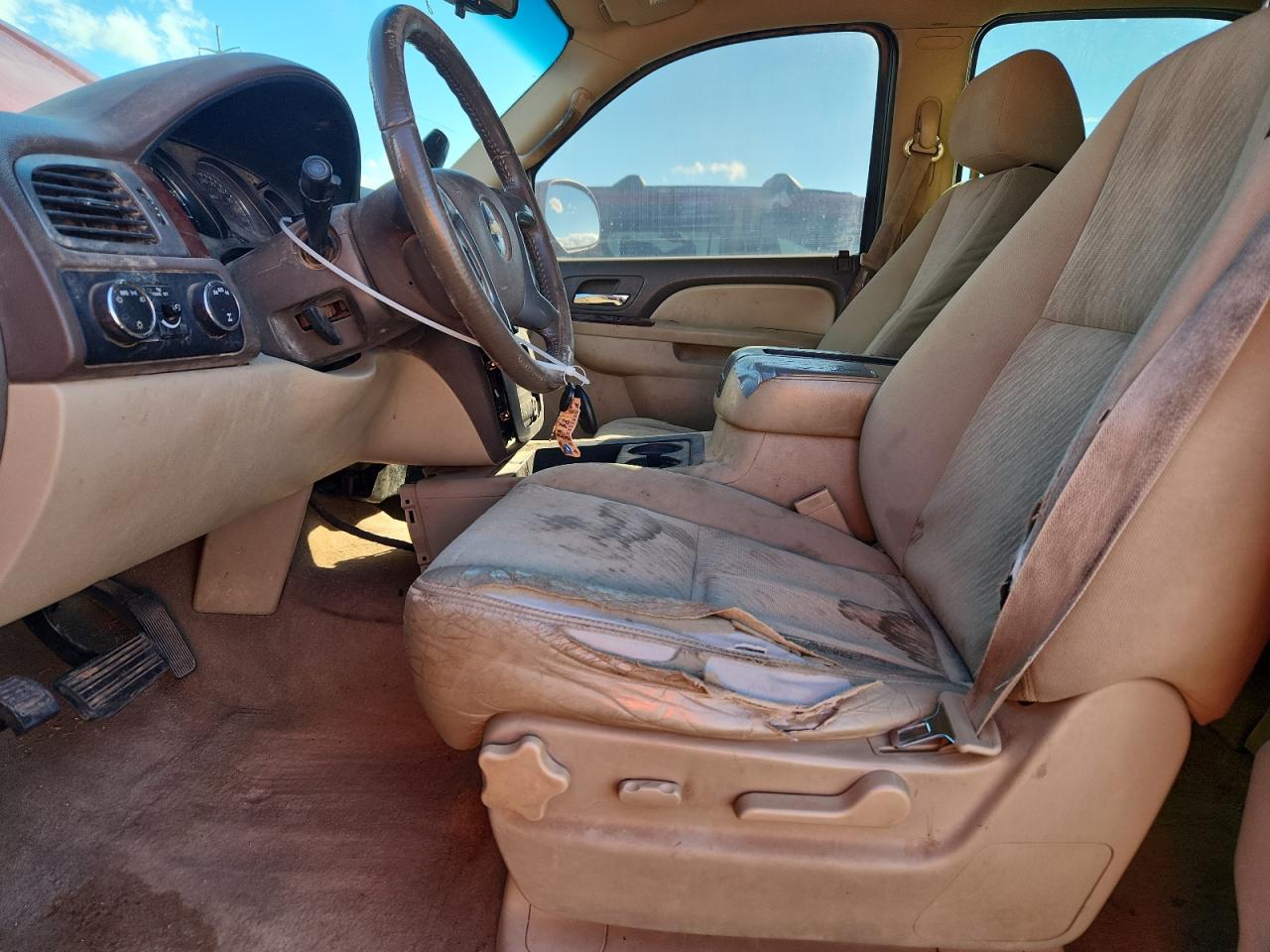 CHEVROLET TAHOE K1500 LS