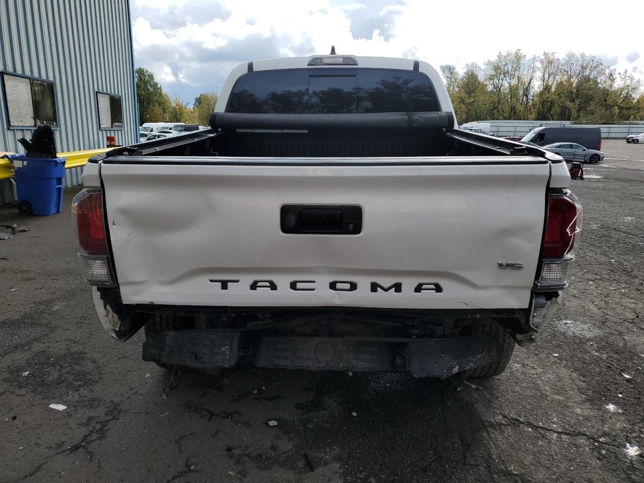TOYOTA TACOMA DOUBLE CAB