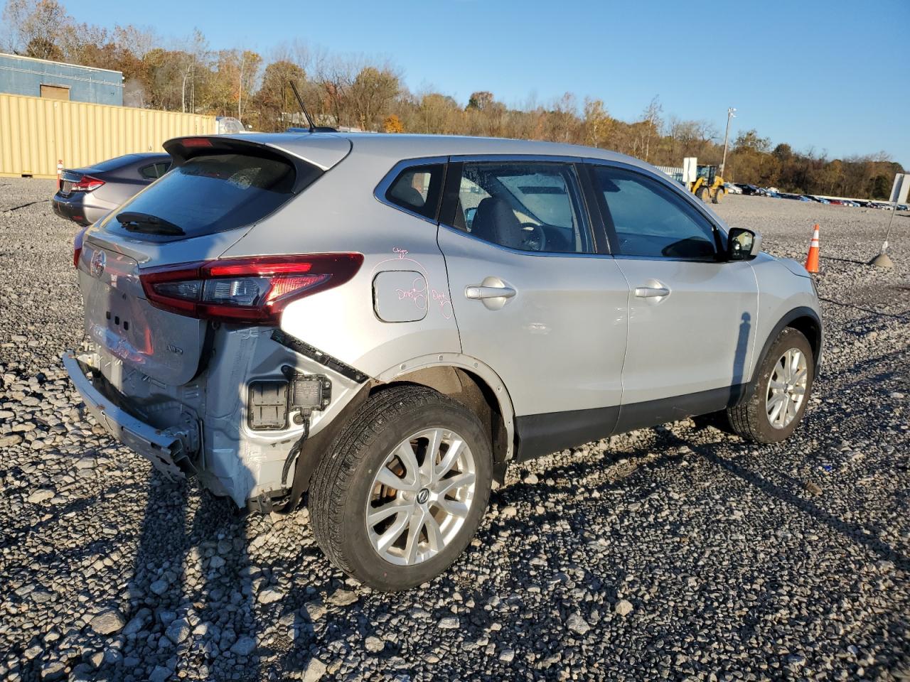 NISSAN ROGUE SPORT S