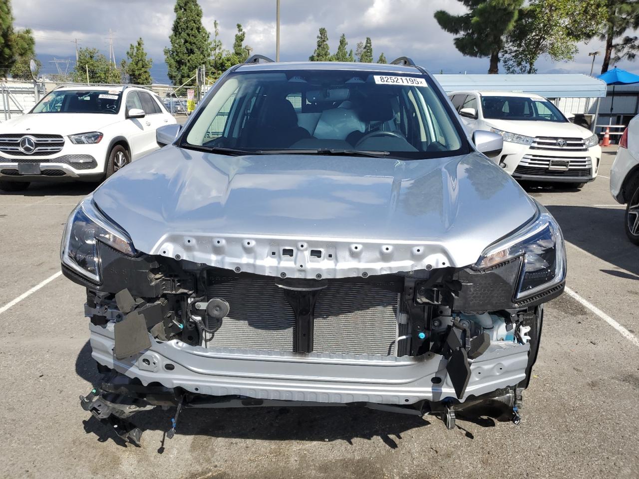 SUBARU FORESTER PREMIUM