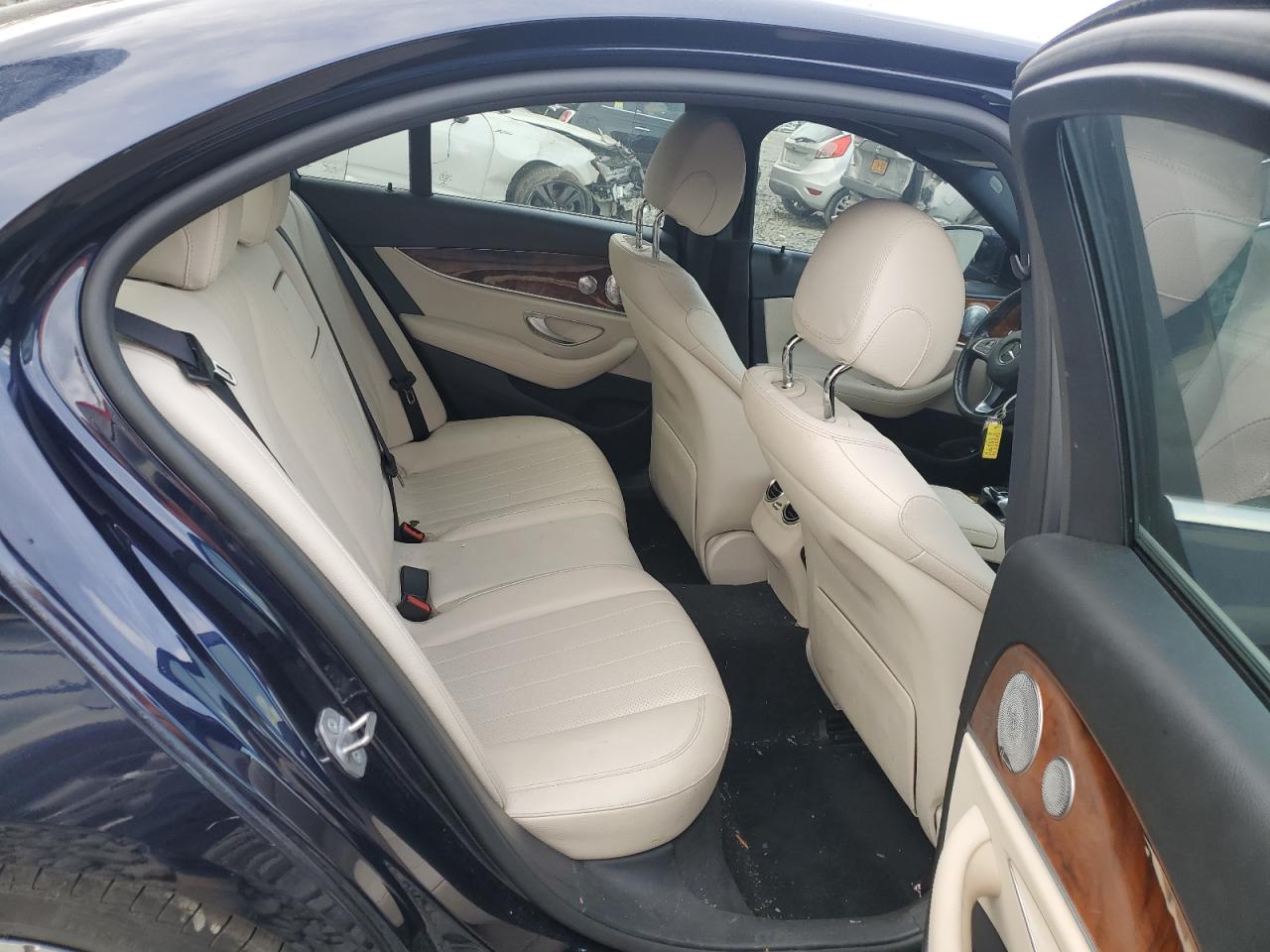 MERCEDES-BENZ E-CLASS 300 4MATIC