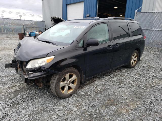 Global Auto Auctions: 2014 TOYOTA SIENNA LE