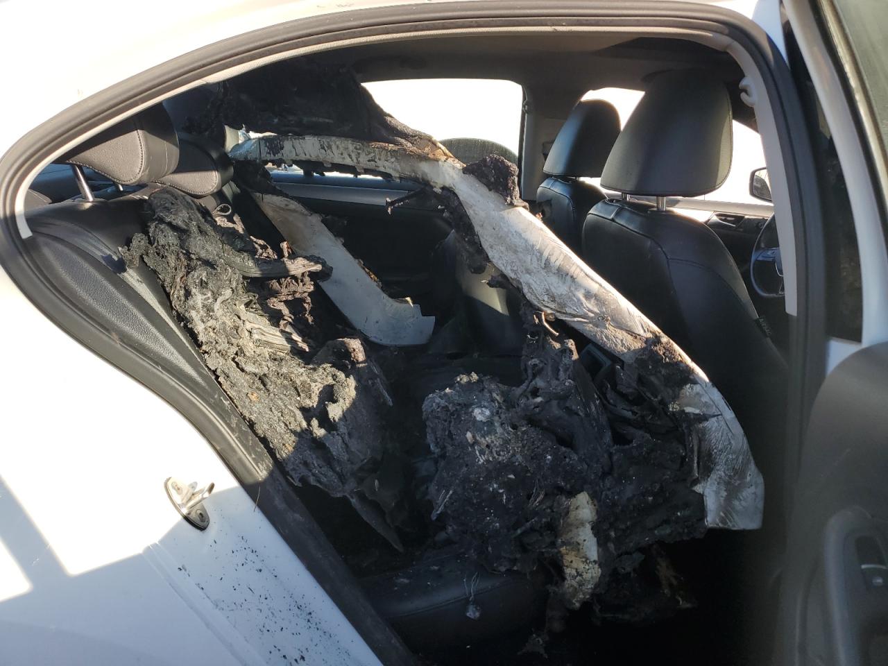 VOLKSWAGEN JETTA SEL