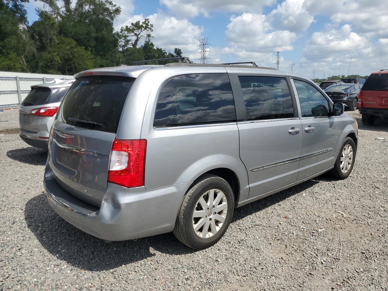CHRYSLER TOWN & COUNTRY TOURING