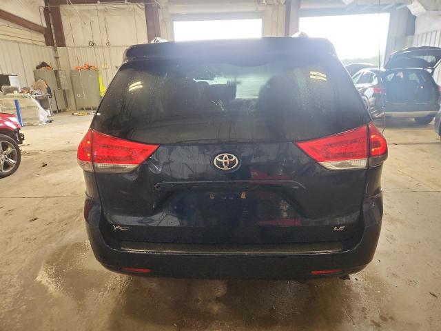 2011 TOYOTA SIENNA LE - 5TDKK3DC0BS054701
