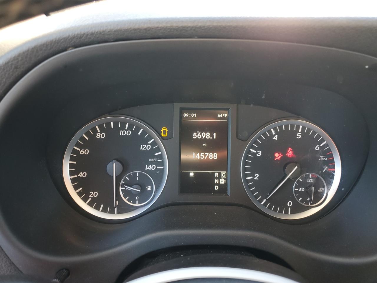 MERCEDES-BENZ METRIS