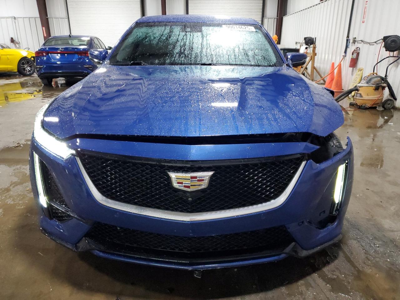 CADILLAC CT5 PREMIUM LUXURY