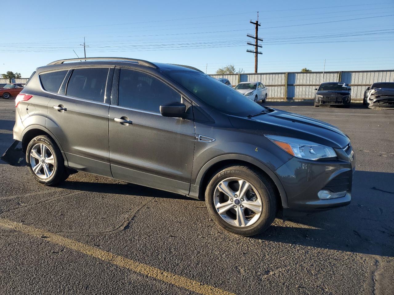 FORD ESCAPE SE