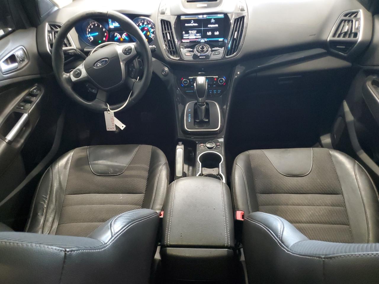 FORD ESCAPE TITANIUM