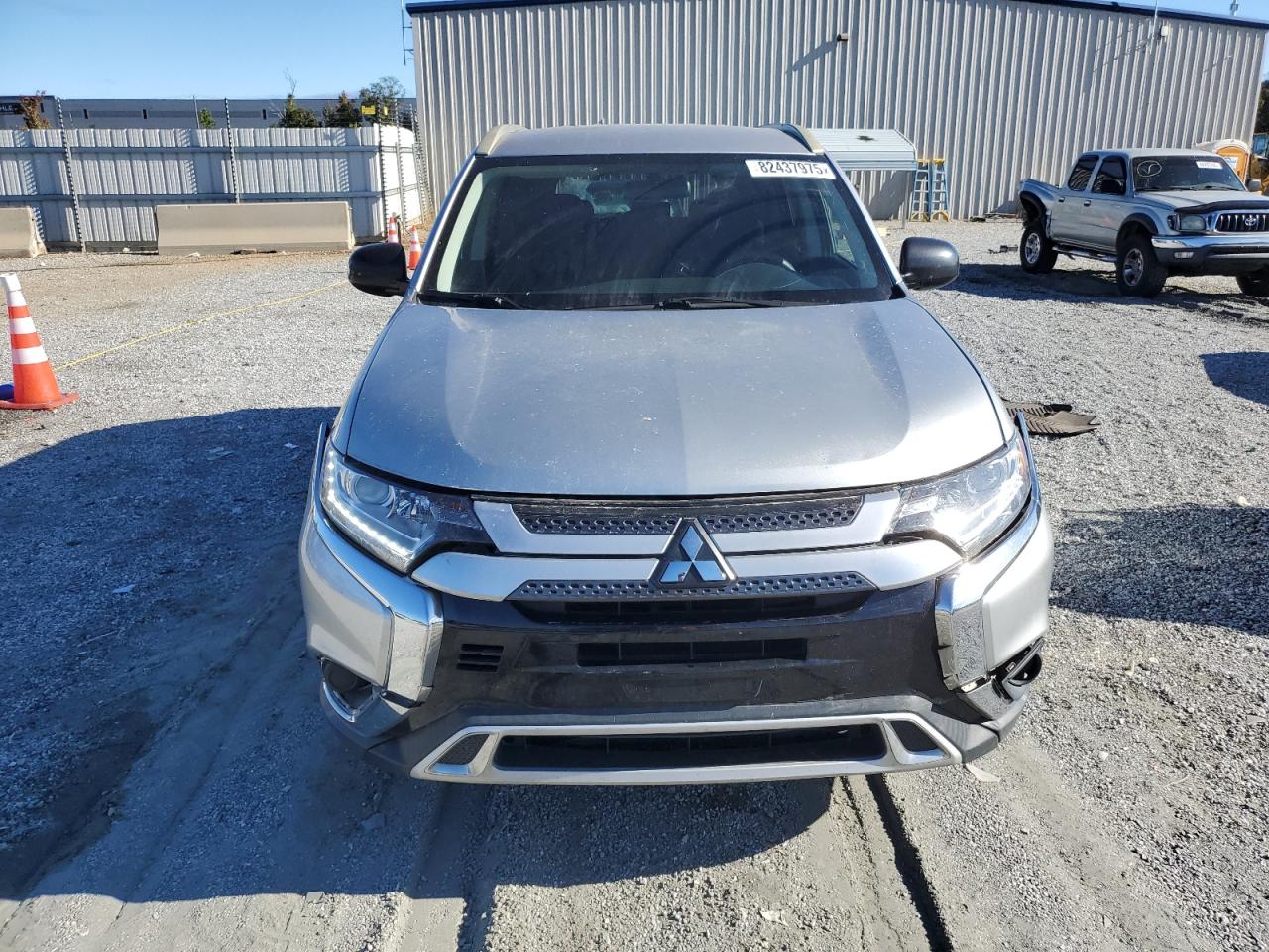 MITSUBISHI OUTLANDER ES