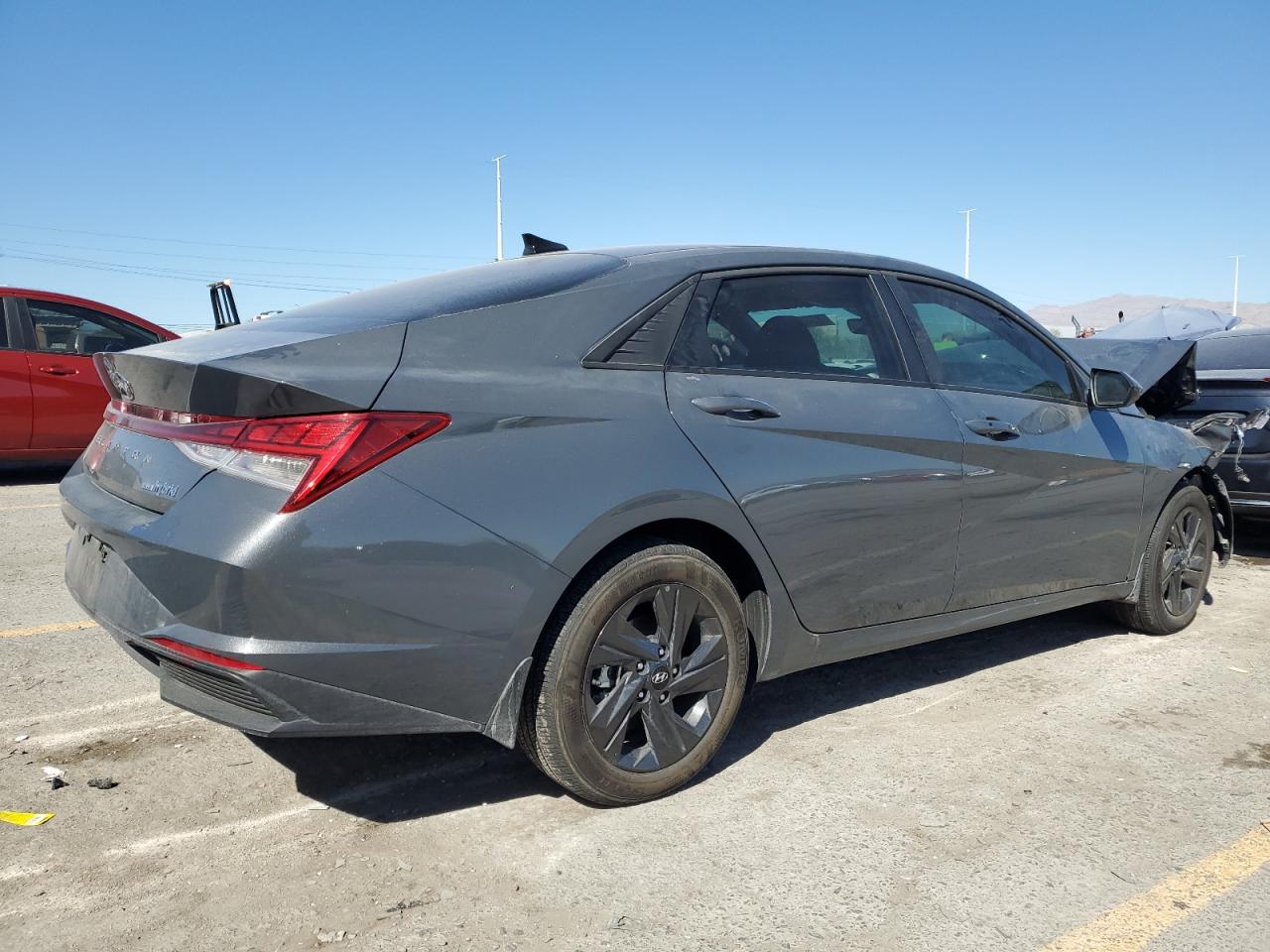 HYUNDAI ELANTRA BLUE