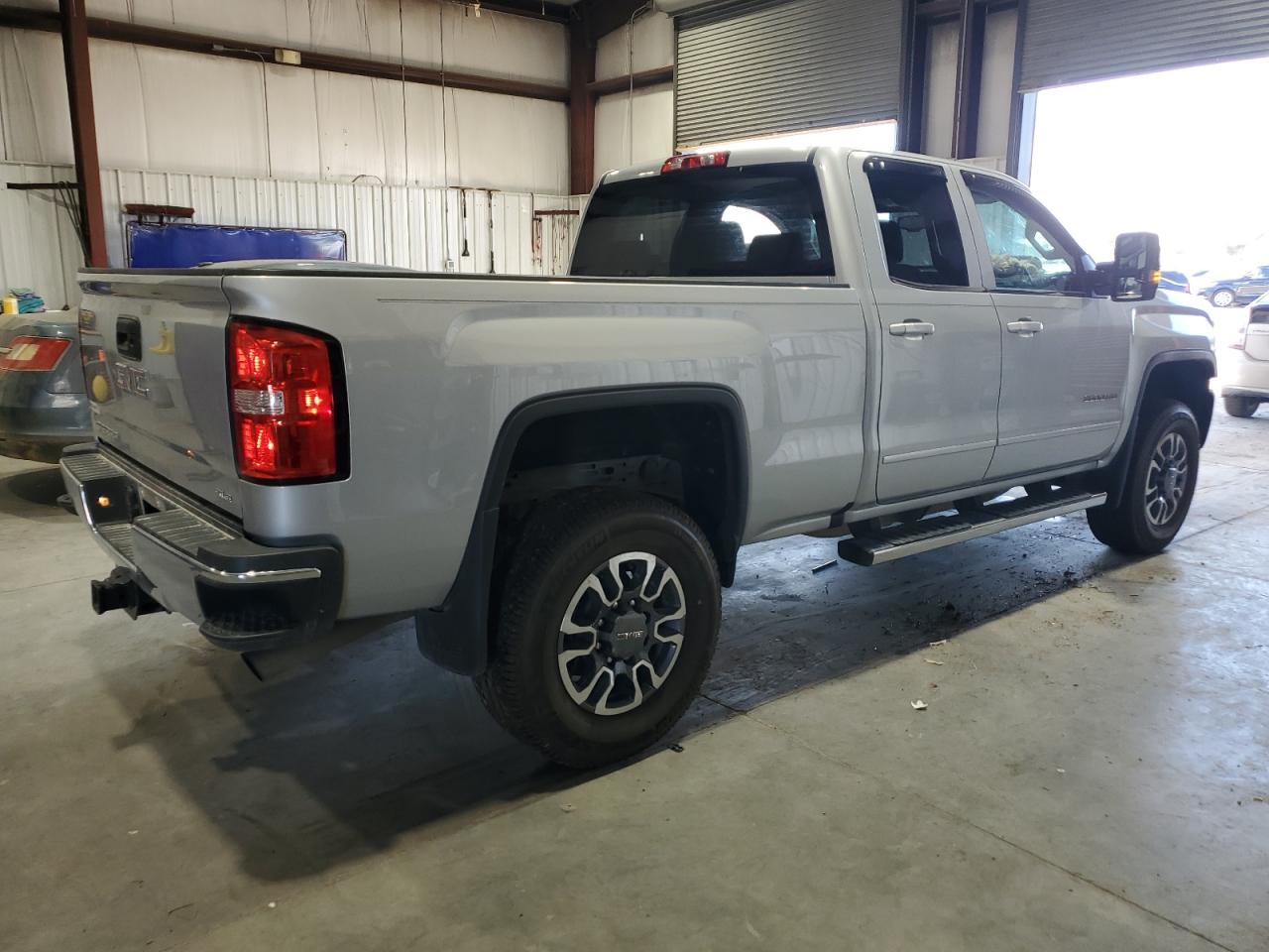 GMC SIERRA K2500 SLE