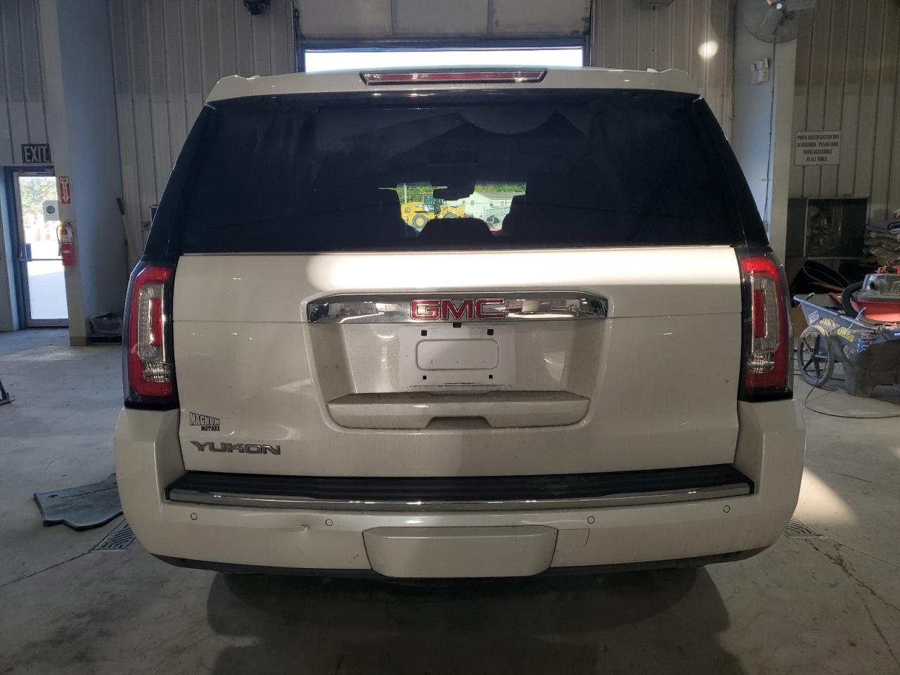 GMC YUKON DENALI