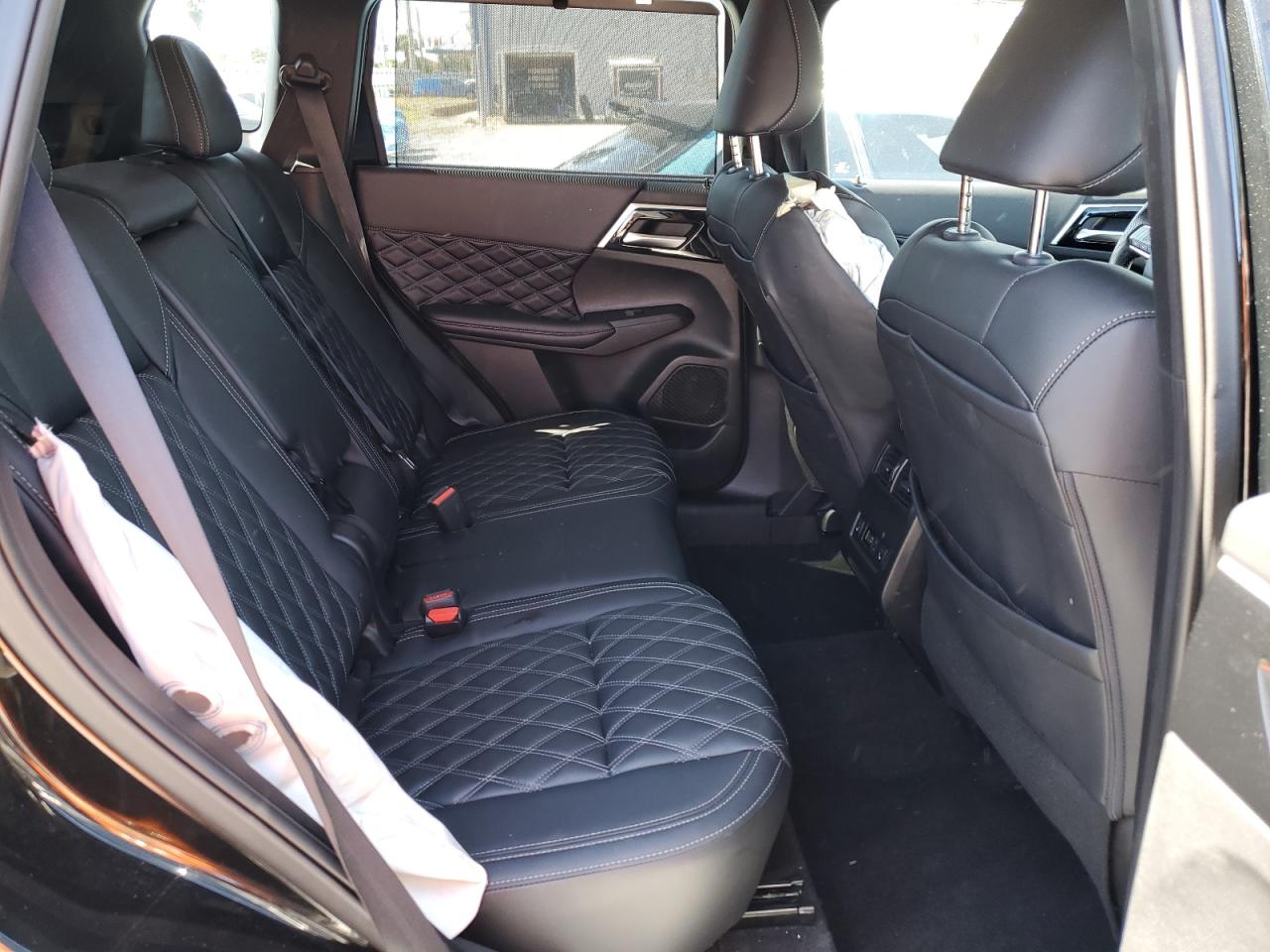 MITSUBISHI OUTLANDER SEL