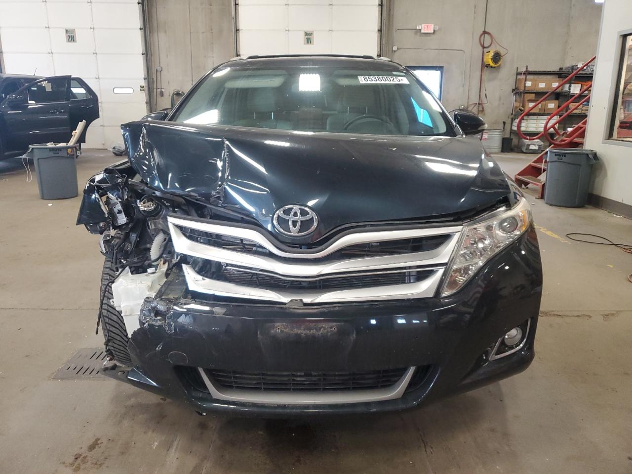 TOYOTA VENZA LE