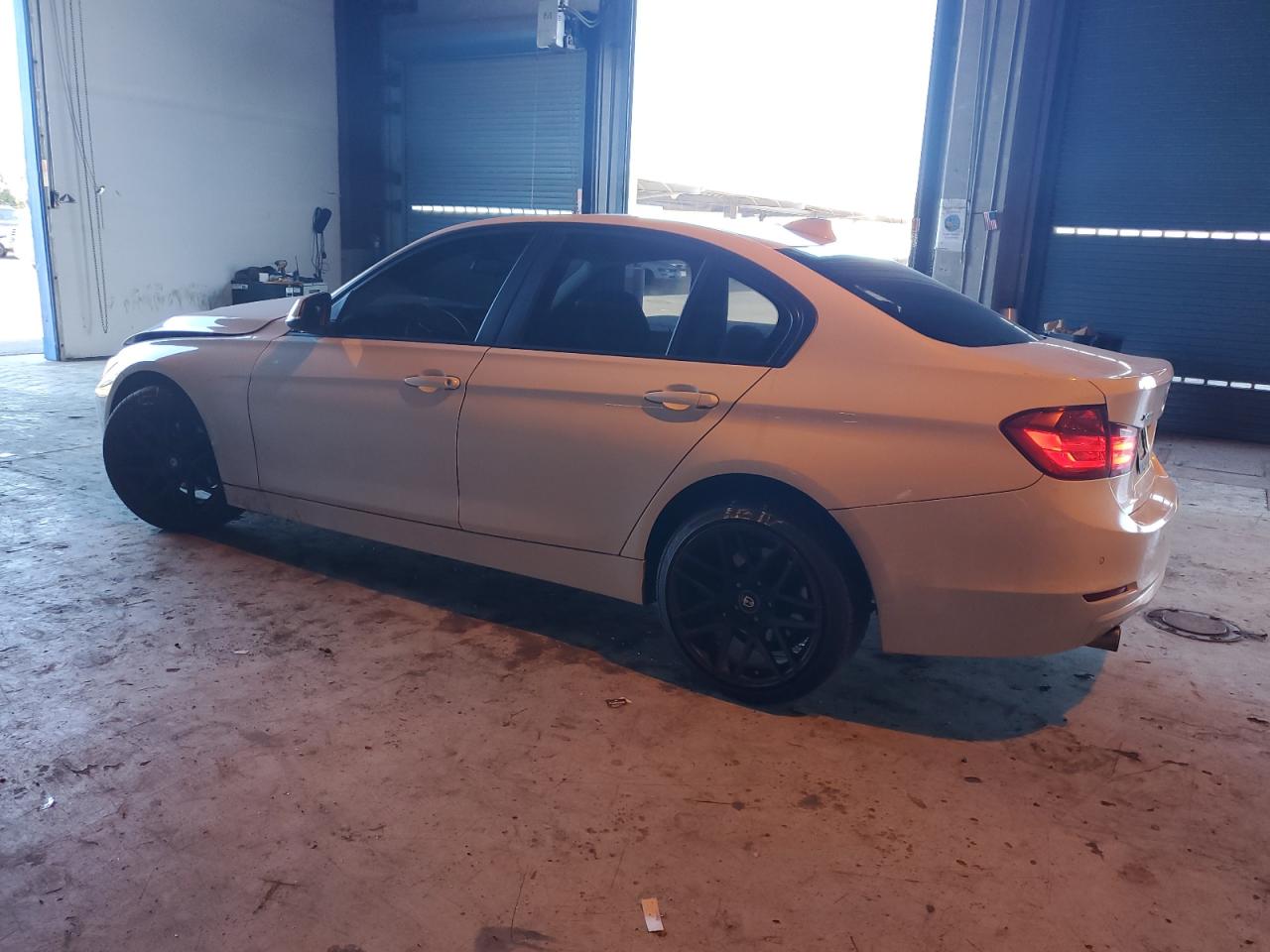 BMW 3 SERIES I XDRIVE