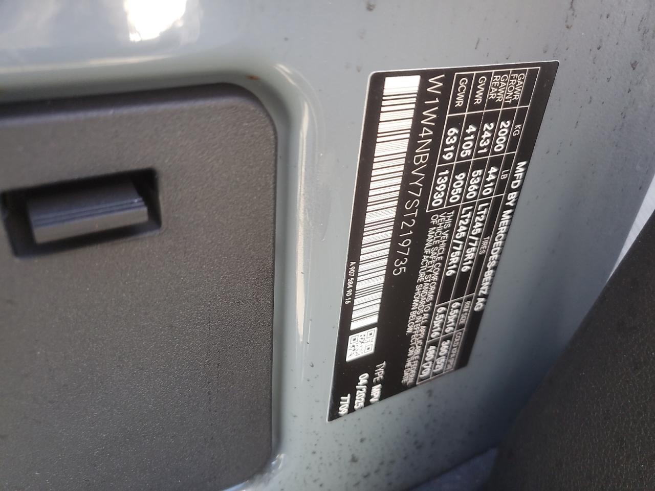 MERCEDES-BENZ SPRINTER 2500