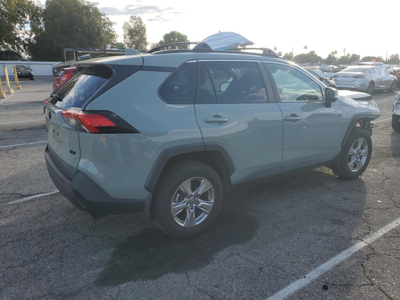 TOYOTA RAV4 XLE