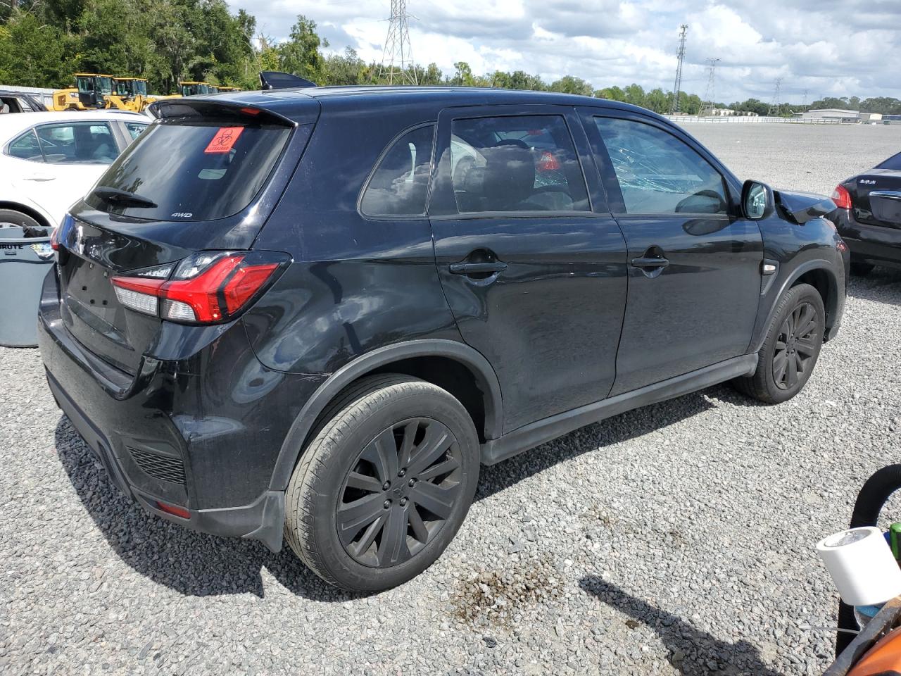 MITSUBISHI OUTLANDER S/SE