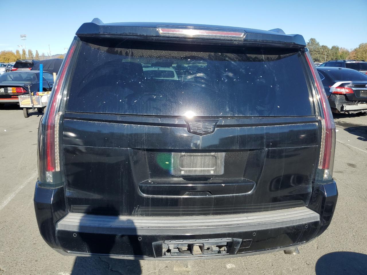 CADILLAC ESCALADE PREMIUM