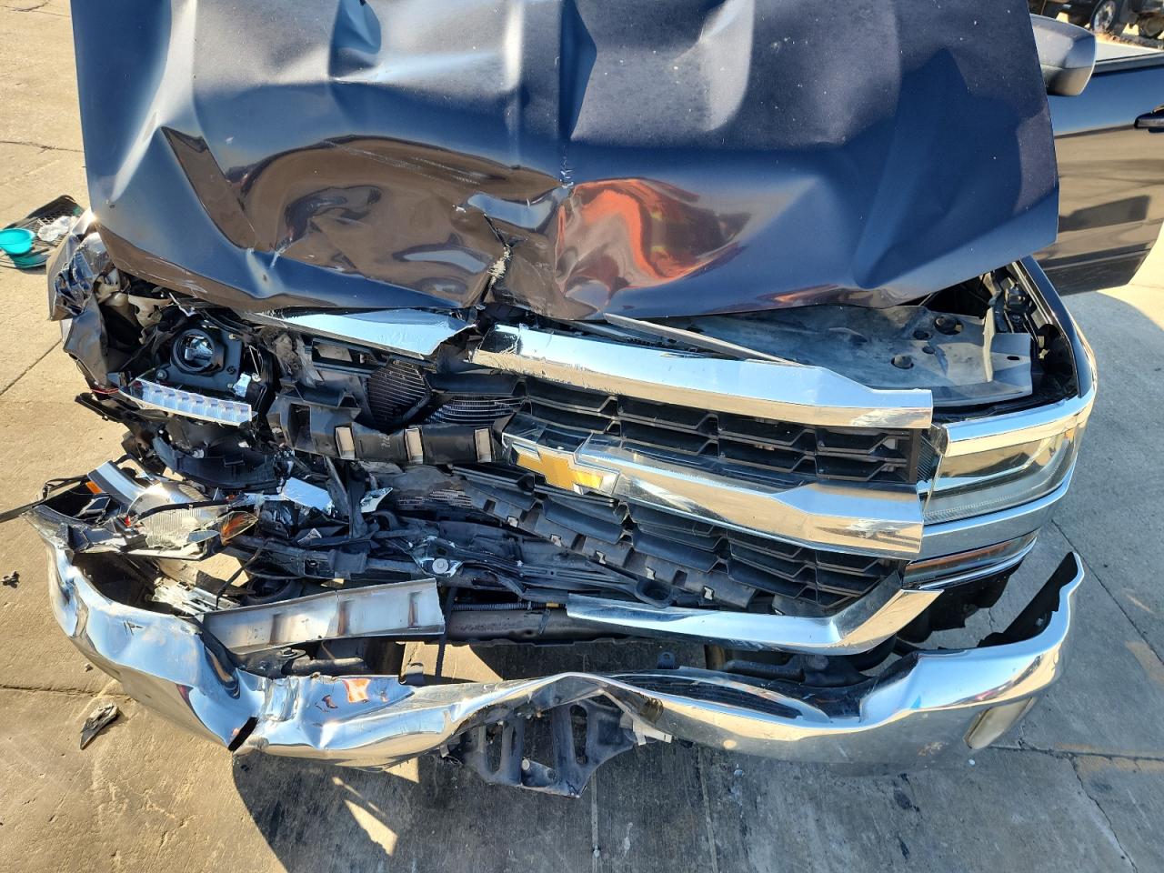 CHEVROLET SILVERADO C1500 LT